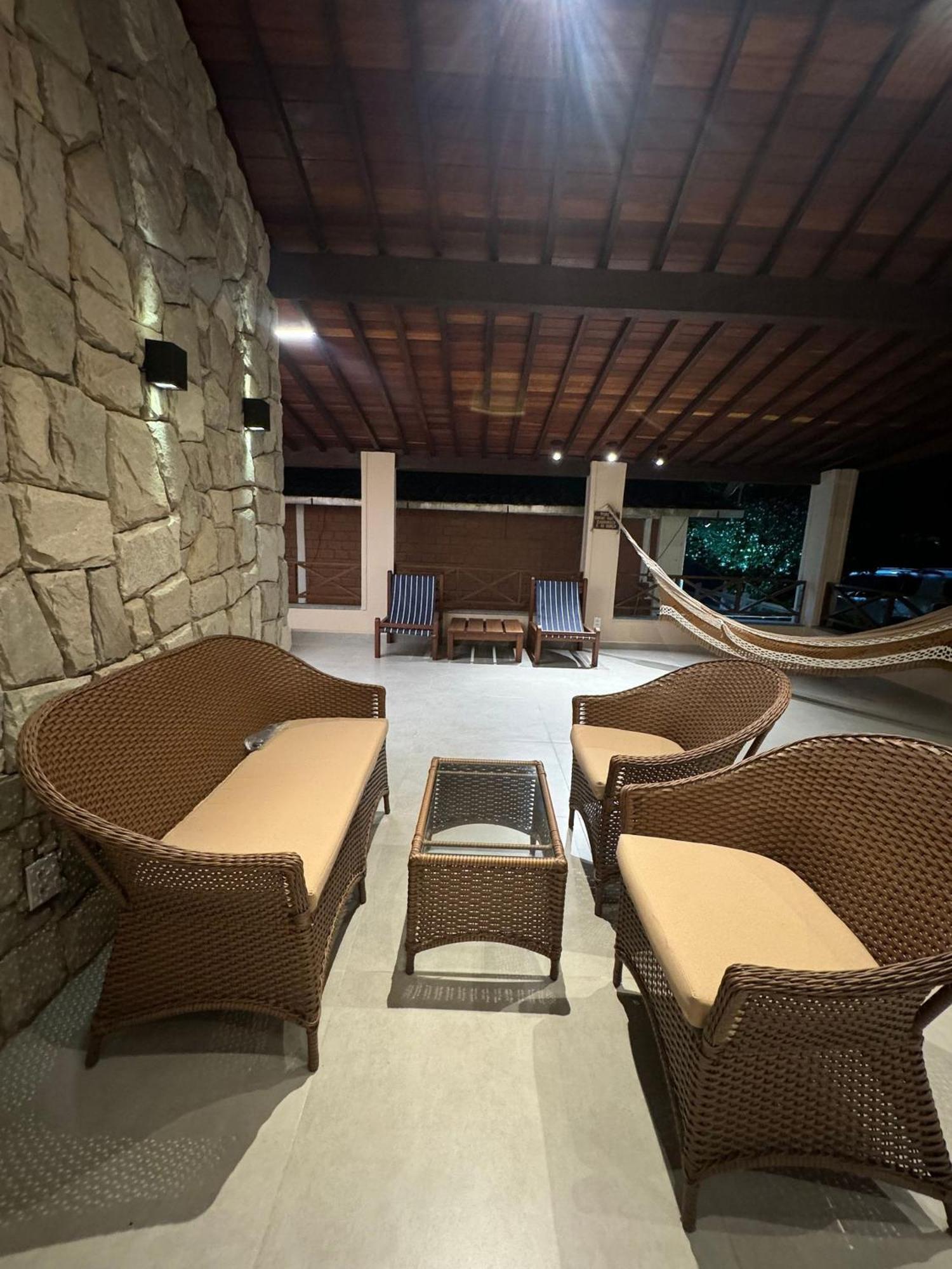 Casa Baviera 156 - Condominio Baviera グラヴァター エクステリア 写真